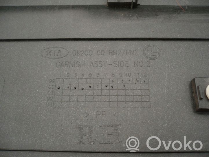 KIA Carens I Takaoven lista (muoto) 0K2C050RM2