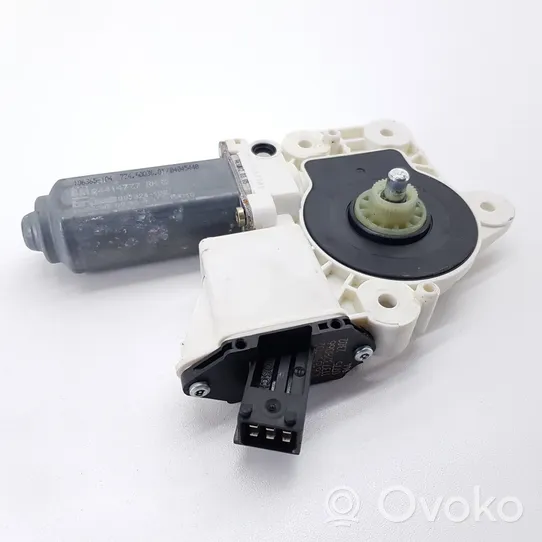 Opel Signum Rear door window regulator motor 24414777