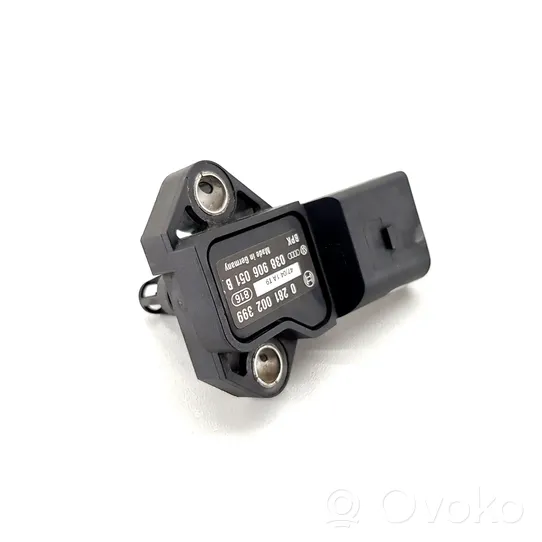 Volkswagen Caddy Air pressure sensor 0281002399