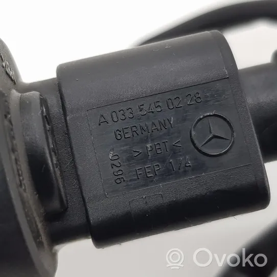 Mercedes-Benz E W211 Tuulilasi tuulilasinpesimen pumppu A0335450228