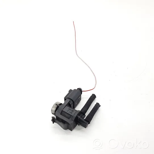 Audi A4 S4 B6 8E 8H Valve de freinage 1J0906283C