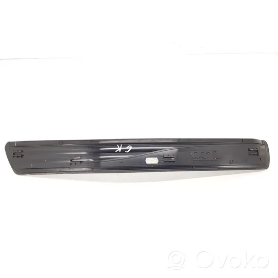 BMW 5 E60 E61 Takaoven kynnyksen suojalista 51477034305