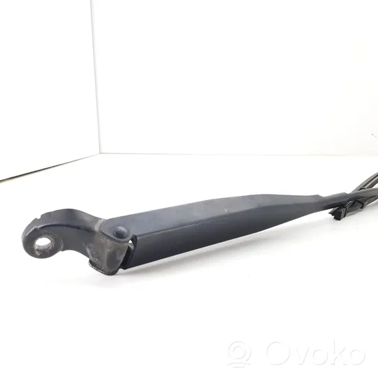 Mercedes-Benz E W210 Windshield/front glass wiper blade A1688200644