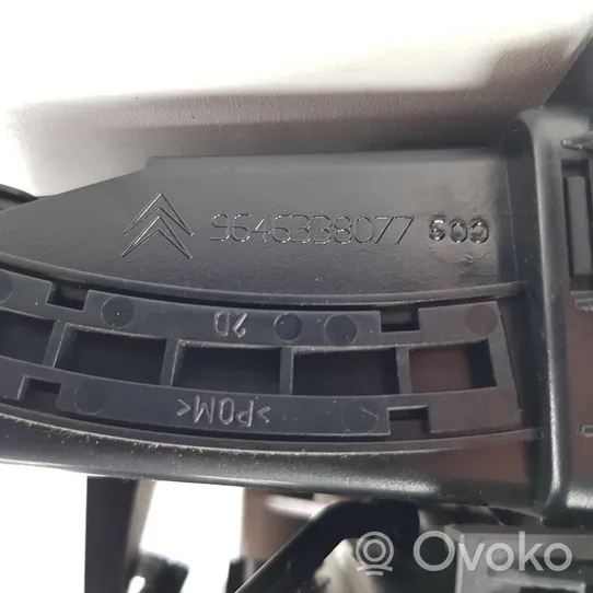 Citroen C4 I Dysze / Kratki nawiewu deski rozdzielczej 9646338077