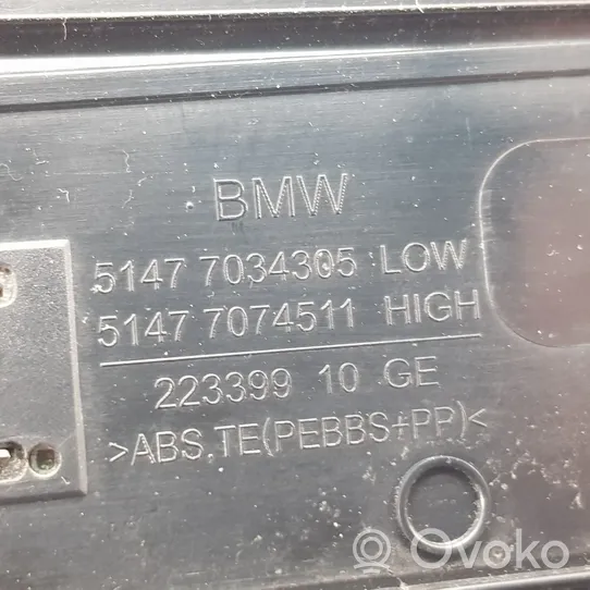 BMW 5 E60 E61 Zestaw listew progowych (wewnętrznych) 7034304