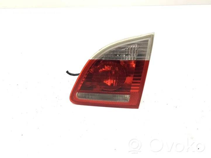 BMW 5 E60 E61 Lampy tylnej klapy bagażnika 7165830