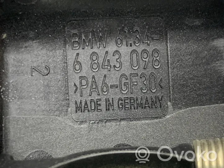 BMW 5 G30 G31 Savukkeensytytin 6843098