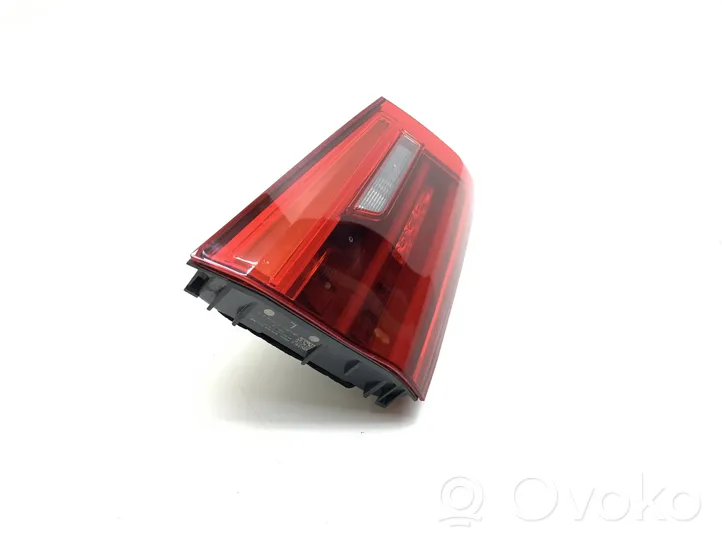 BMW 5 G30 G31 Luci posteriori del portellone del bagagliaio 630253