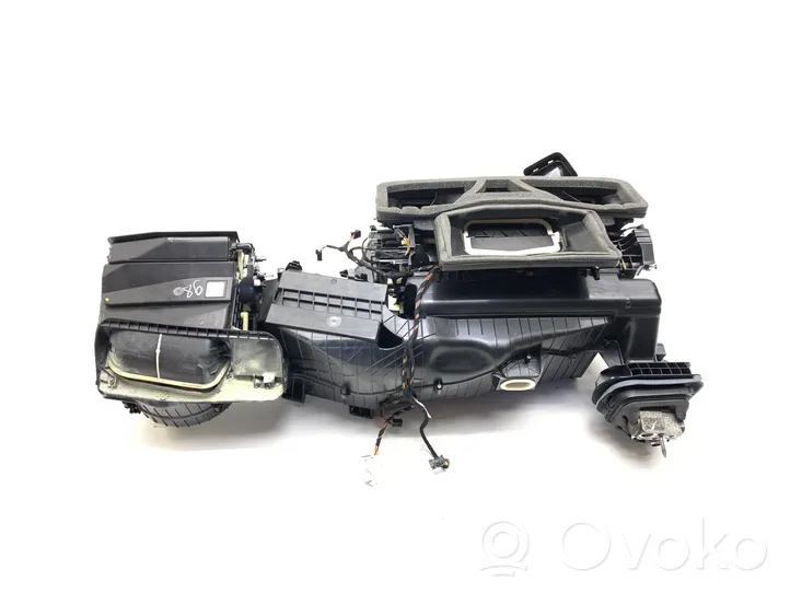 BMW 5 G30 G31 Salono oro mazgo komplektas 936170101