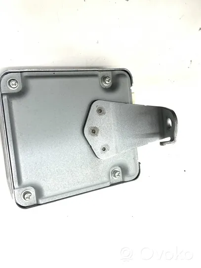 Toyota Prius (XW50) Module de contrôle carrosserie centrale 10R048634