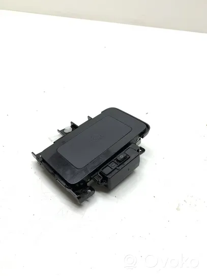 Toyota Prius (XW50) Wireless charging module 861C047010C0