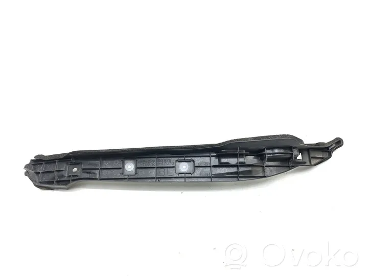 Toyota Prius (XW50) Кромка крыла 5382847070