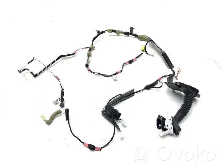 Toyota Prius (XW50) Front door wiring loom 8215147501