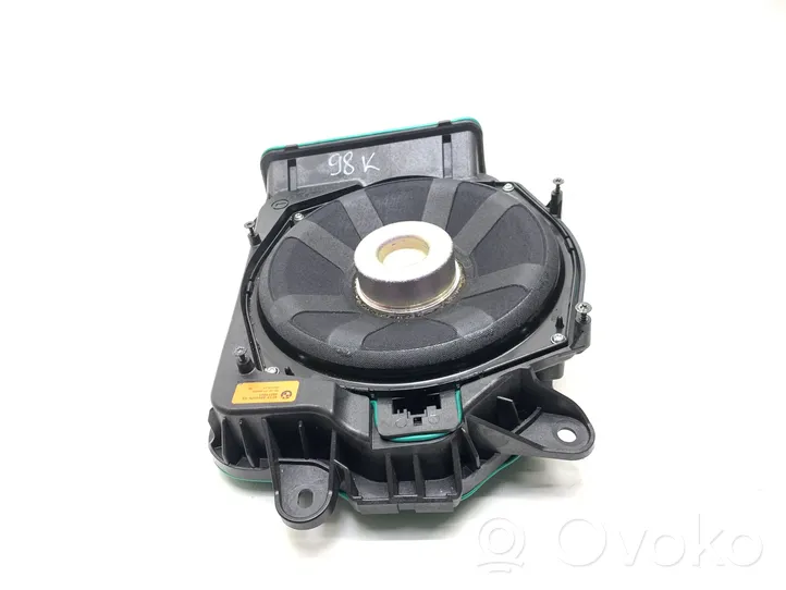 BMW 5 G30 G31 Subwoofer-bassokaiutin 6801075