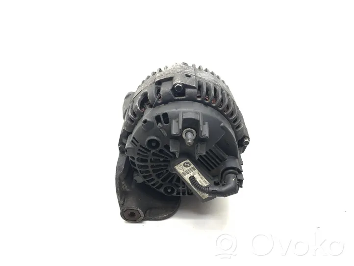 BMW 5 E60 E61 Generatore/alternatore 7797521