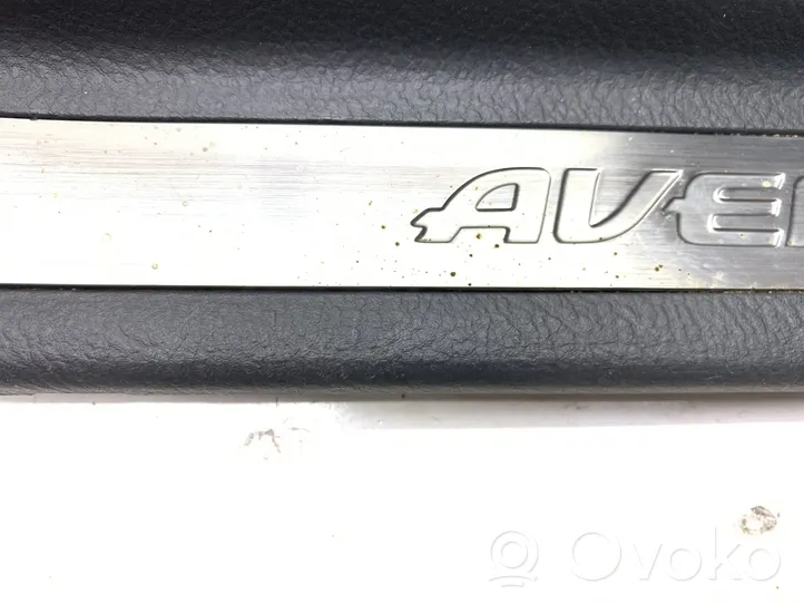 Toyota Avensis T250 Takaoven kynnyksen suojalista 6791805040
