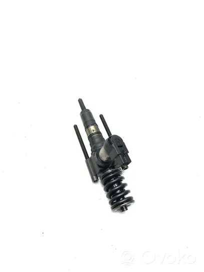 Volkswagen PASSAT B6 Injecteur de carburant 000130073SX