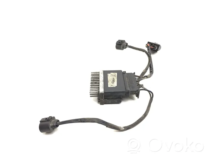 Audi A4 S4 B8 8K Relais de ventilateur de liquide de refroidissement 8K0959501C