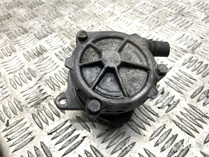 BMW 3 E46 Vacuum pump 2249939