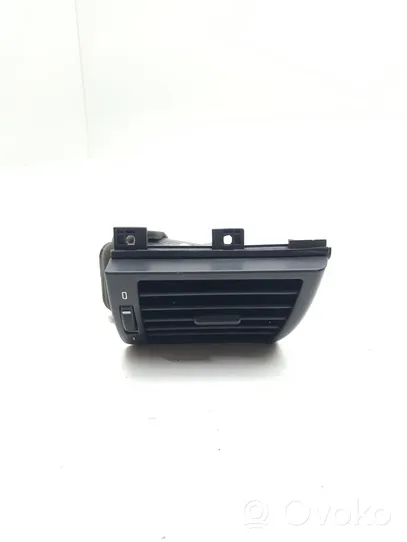 BMW 3 E46 Moldura protectora de la rejilla de ventilación del panel 8361897