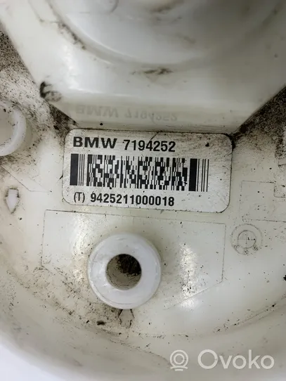BMW X5 E70 Pompa ad alta pressione dell’impianto di iniezione 7194252