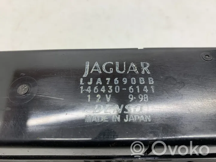 Jaguar XK8 - XKR Sisätuulettimen ohjauskytkin LJA7690BB