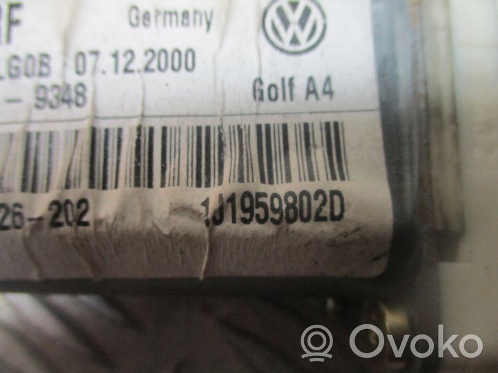 Volkswagen Golf IV Etuoven ikkunan nostomoottori 1J1959802D