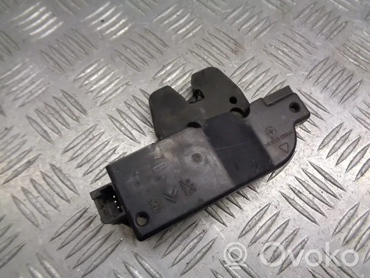 Citroen C3 Zamek tylnej klapy bagażnika 9646091580