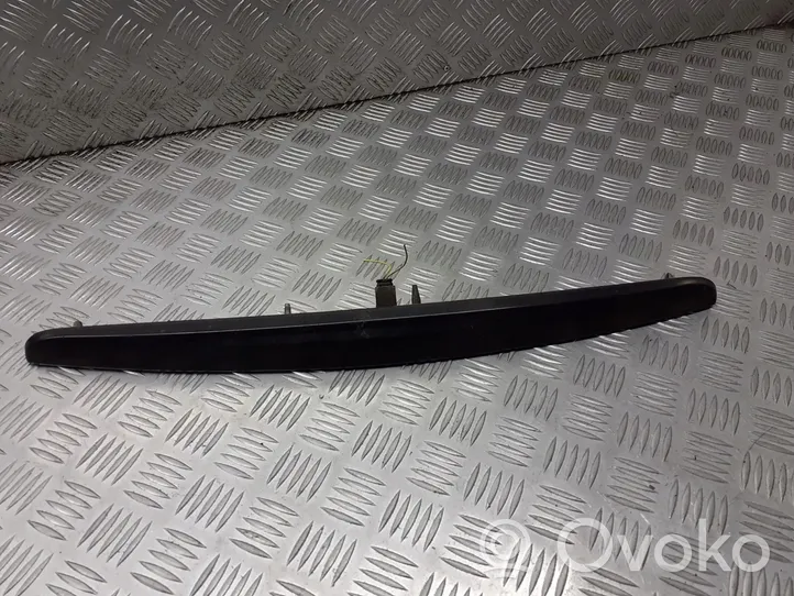 Citroen C3 Spoiler tylnej szyby klapy bagażnika BRAK