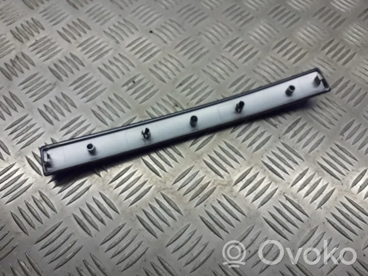 Citroen C2 Windshield trim 