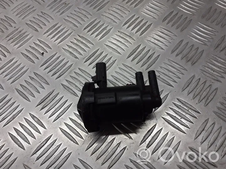 Chrysler Stratus Vacuum valve 04669569