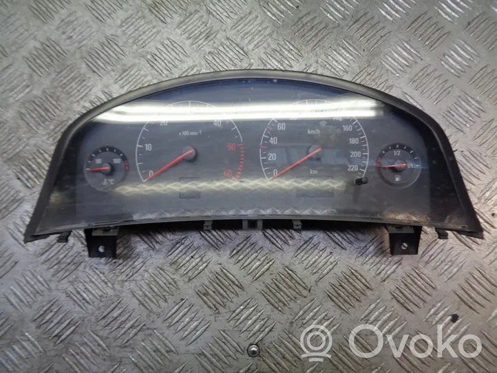 Opel Vectra C Tachymètre 09180286