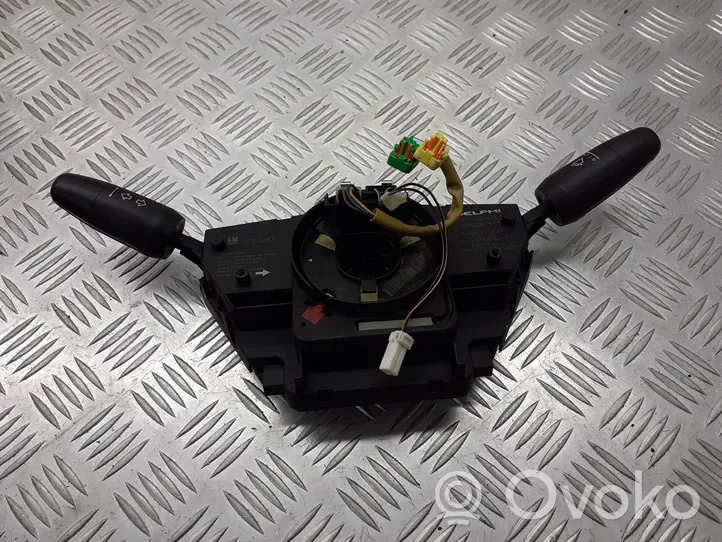 Opel Corsa D Interruptor del limpiafaros 13142283