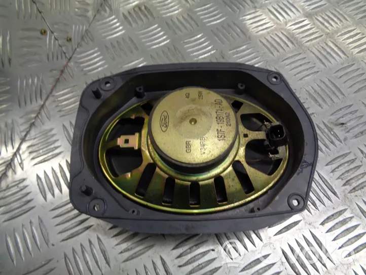 Ford Mondeo Mk III Enceinte subwoofer 