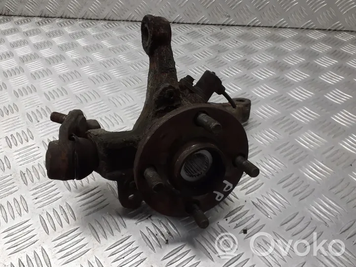 Toyota Corolla E120 E130 Fuso a snodo con mozzo ruota anteriore 