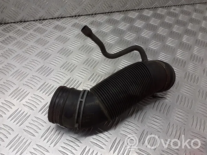 Skoda Fabia Mk1 (6Y) Tube d'admission d'air 6R0129684C