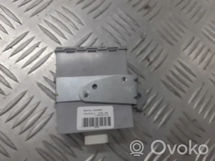 Toyota Corolla E120 E130 Šoninių slankiojančių durų ECU modulis 89741-02050