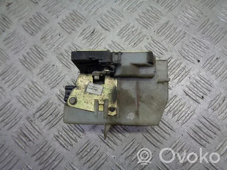 Renault Thalia I Rear door lock 7700431770