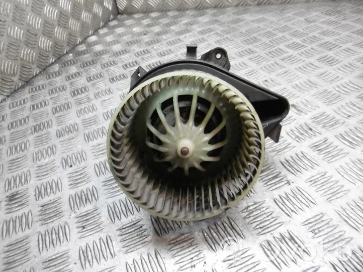 Fiat Punto (188) Motore per ventilatore porta anteriore 5A7200000