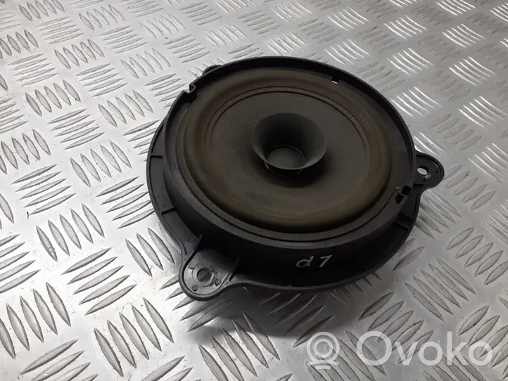 Nissan Primera Enceinte subwoofer 28156-AV700