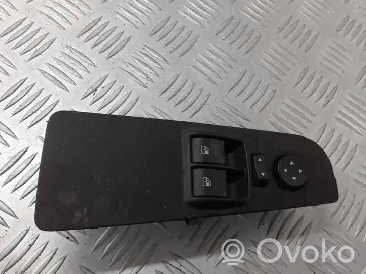 Fiat Bravo Support bouton lève vitre porte avant 735380453