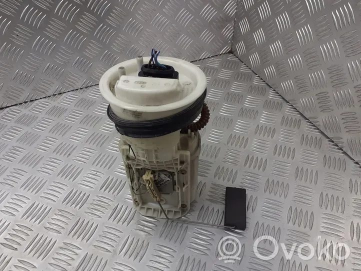 Volkswagen Polo IV 9N3 Mechanical fuel pump 6Q0919051F