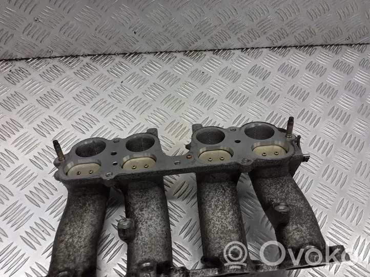 Nissan Altima Intake manifold 