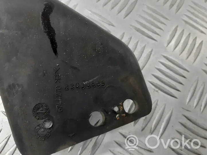 Nissan Micra Rura / Wąż dolotowy powietrza 6744270