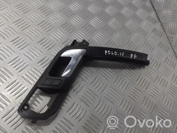 Volkswagen Polo Klamka wewnętrzna drzwi tylnych 6Q0837174