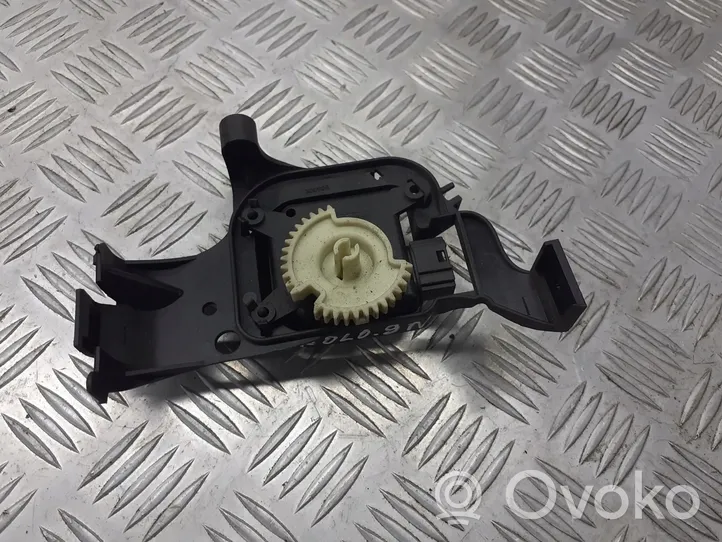 Volkswagen Polo IV 9N3 Moteur actionneur de volet de climatisation H149190.12967