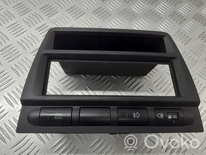 KIA Picanto Radio/GPS head unit trim SAB4602A