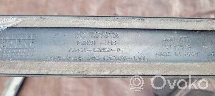 Toyota Auris 150 Etuoven lista (muoto) PZ415E285001