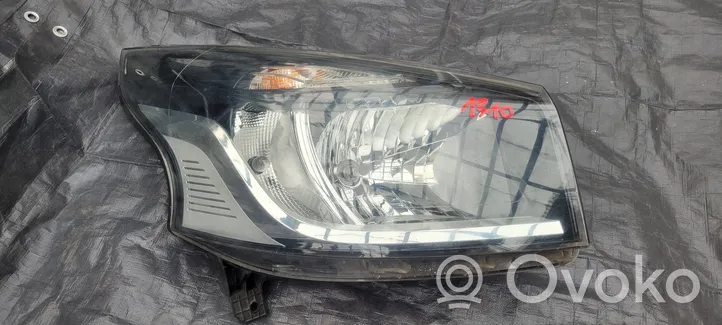 Renault Trafic III (X82) Lot de 2 lampes frontales / phare 260108047R