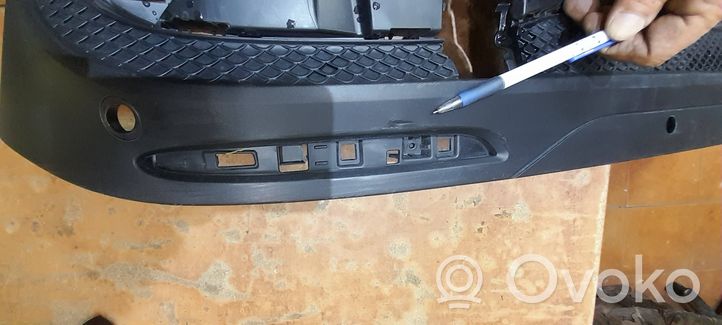 Mercedes-Benz B W247 Moldura embellecedora de la barra del amortiguador trasero 